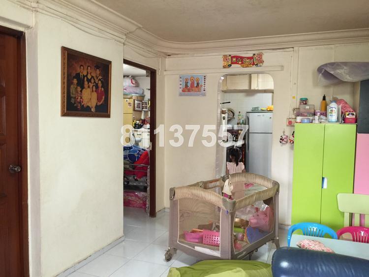 Queen's Close thumbnail photo